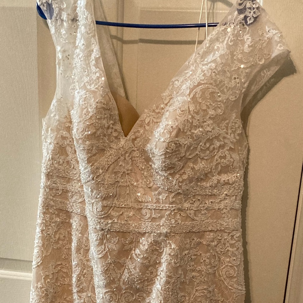 Wedding dress